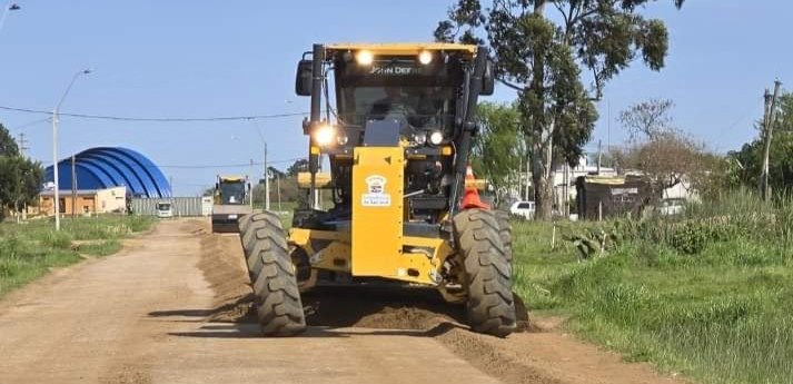 Mantenimiento de calles y limpieza de basurales en Ciudad del Plata