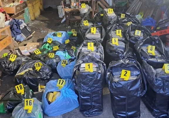 La Policía incautó 917 kilos de droga, vehículos y armas en Ciudad del Plata